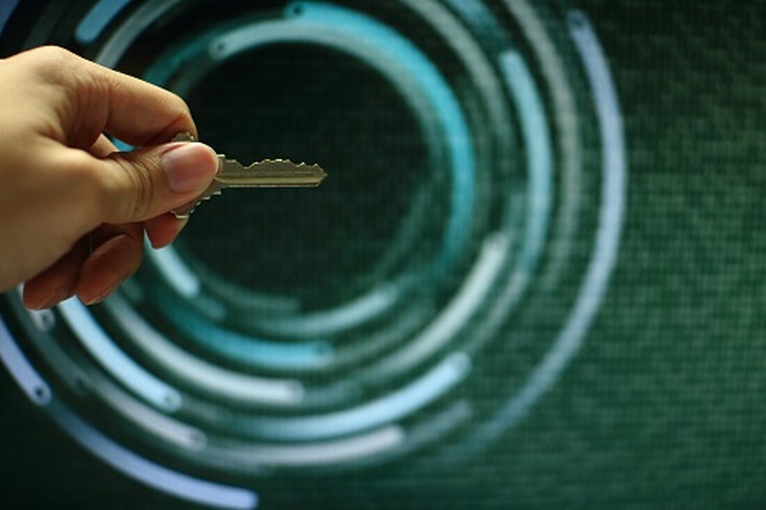 Horizen entfernt die Privatsphäre aus abgeschirmten Mainchain-Pools ZEN wird keine Datenschutzmünze mehr sein, wenn die Abwertung aktiviert wird. Die bevorstehende Abschaffung der Horizen Mainchain Shielded Pools erfolgt nach der Einführung von ZenIP 42204 Horizen plant weiterhin, die Unterstützung für geschützte Transaktionen auf der Mainchain zu streichen, ein Schritt, der dazu führen wird, dass der native ZEN-Token nicht mehr als Privacy Coin betrachtet wird. Die Blockchain-Plattform angekündigt gab am Mittwoch bekannt, dass nach der Genehmigung von ZenIP 42204 durch die Community eine bevorstehende Abschaffung der Mainchain-Shield-Pools erfolgen wird. Die Änderung wird voraussichtlich über einen Hard Fork aktiviert und wird dazu führen, &hellip;