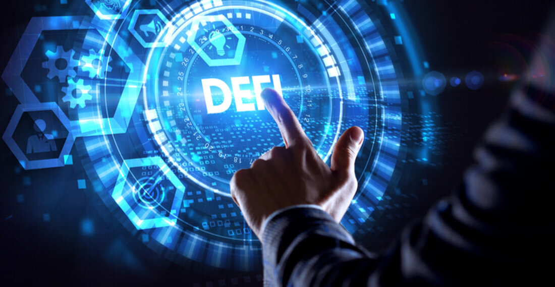 Infinex integriert Wormhole Connect für Multi-Chain-In-App-Token-Transfers für seine Benutzer. Die DeFi-Plattform wird auch Wormhole Queries verwenden, um die Sicherheit zu erhöhen und die kettenübergreifende Wiederherstellung von Vermögenswerten zu ermöglichen. Infinex, eine Plattform, die durch Multi-Chain-Zugriff auf Protokolle und Apps mehr Benutzer in den dezentralen Finanzbereich bringen möchte, hat Wormhole als seinen primären Interoperabilitätsanbieter ausgewählt. Das vom Synthetix-Erfinder Kain Warwick gegründete Projekt wird die Technologie von Wormhole nutzen, um In-App-Token-Transfers für seine Benutzer zu ermöglichen. Laut einem Bekanntmachung Am 7. Oktober wird Infinex Wormhole Connect und Wormhole Queries nutzen um Token-Transfers anzukurbeln. „Die Vision von Infinex ist es, dezentrale Finanzen zu …