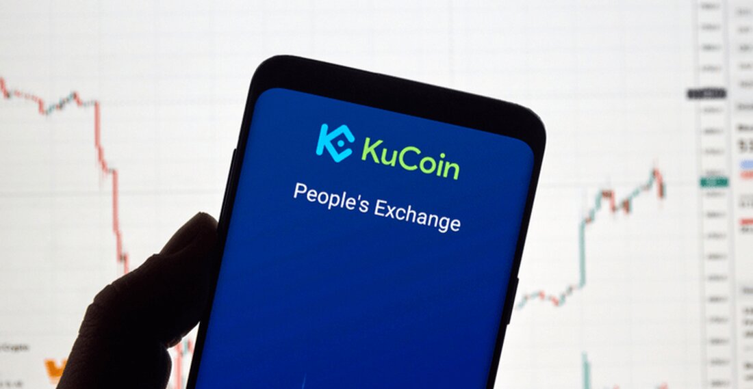KCS erreichte am Sonntag nach dem Start der KCC-Brücke am Freitag einen Höchststand von 10,88 USD, um Cross-Chain-Swaps mit Ethereum zu ermöglichen Da ein Großteil des Kryptomarktes letzte Woche rote Wochenkerzen bildete, nachdem er erhebliche Verluste erlitten hatte, stagnierten die meisten Coins über das Wochenende weiter. Ein Zeichen, das ein positiveres Wochenende hatte als die meisten anderen, war KCS. Der KuCoin Exchange Utility Token fiel am Freitag auf bis zu 9,20 $, machte aber am Samstag einen Gewinn von 5,5%, bevor er am Sonntag um weitere 6% auf einen Höchststand von 10,88 $ stieg. Es ging später am Tag zurück &hellip;