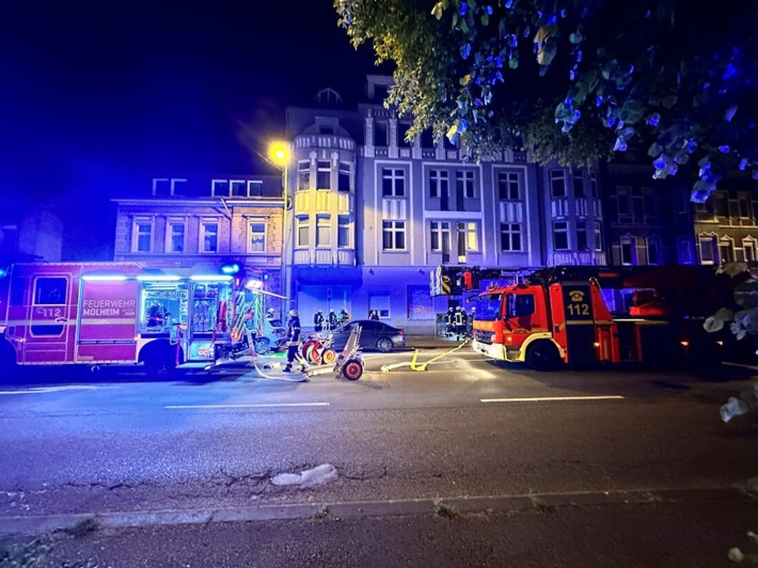 Am 01.05.2025 meldete die Feuerwehr Mülheim an der Ruhr einen Kellerbrand in Mülheim-Broich. Personen blieben unverletzt.