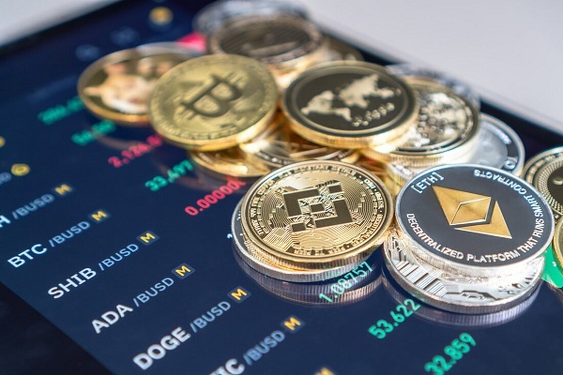 Die Preise der Kryptowährungen sind in den letzten Wochen stark zurückgegangen. Der Bitcoin-Kurs ist unter 60.000 US-Dollar gefallen und hat ein Doppeltop-Muster gebildet. Poodlana hat das Ziel, der nächste große Star in der Kryptobranche zu werden. Die Kryptoindustrie hatte in den letzten Wochen mit erheblichem Gegenwind zu kämpfen. Bitcoin ist in einen Bärenmarkt übergegangen, während die meisten Token von ihren höchsten Niveaus in diesem Jahr um zweistellige Beträge gefallen sind. Trotz dieser Preisbewegung gibt es Anzeichen dafür, dass Abonniereneine kommende Solana-Meme-Münze wird der nächste große Trend in der Kryptoindustrie sein. Warum Kryptowährungen gefallen sind Es gibt einige Gründe, warum Bitcoin …