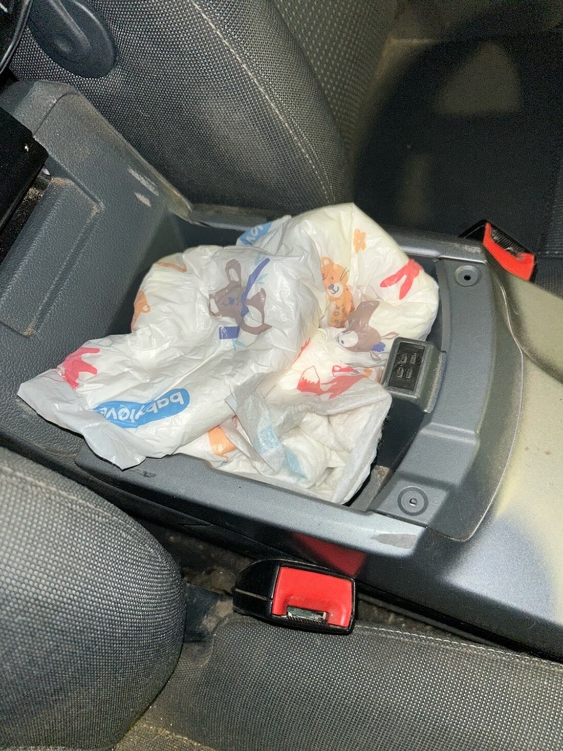 Zollbeamte des Hauptzollamts Oldenburg sicherten 55 Gramm Kokain bei einer Fahrzeugkontrolle in Lindloh. Ermittlungen laufen.