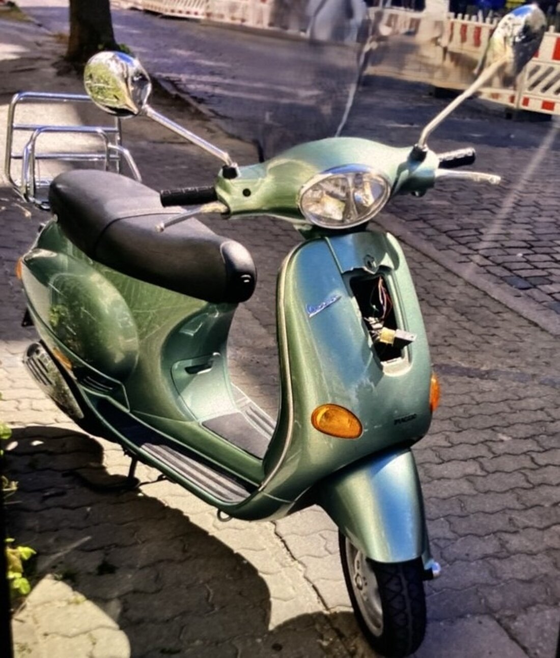 Die Kriminalpolizei Rostock sucht Zeugen zu zwei gestohlenen Kraftfahrzeugen, darunter ein Fiat-Wohnmobil. Hinweise sind erbeten.
