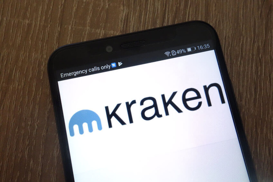 Kraken hat angekündigt, dass sein On-Chain-Einstellprodukt jetzt US-Kunden in 37 Bundesstaaten zur Verfügung steht. Der Austausch unterstützt 17 Kryptowährungen, darunter Ethereum, Solana, Polkadot und Cardano. Die regulatorischen Herausforderungen stellten den Austausch auf, das das Einstellungsmerkmal, das sie ursprünglich im Jahr 2019 auf den Markt gebracht hatte, einstellte. Kraken hat seinen Einstellungsservice in den USA neu gestartet, wobei das Angebot für 17 verschiedene digitale Vermögenswerte einschließlich der Unterstützung von 17 verschiedenen digitalen Vermögenswerten hat. Das neue Einstellungsprodukt der Crypto Exchange ist laut einem zunächst in 37 US -Bundesstaaten und 2 Territorien erhältlich Bekanntmachung. Kunden in unterstützten Staaten können nun eine der …