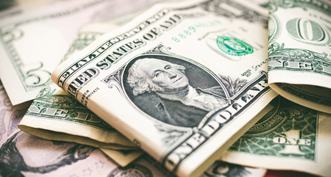In den letzten 10 Jahren hat die Bundesregierung rund 195.000 Bitcoin für 366 Millionen US -Dollar verkauft Heute wäre diese Zahl über 17 Milliarden US -Dollar wert Sacks sagte, das Fehlen einer „langfristigen Strategie“ habe amerikanische Steuerzahler kosten Das Weiße Haus für künstliche Intelligenz (KI) und Crypto Czar David Sacks haben den Mangel an „langfristiger Strategie“ der US-Bundesregierung beim Verkauf von beschlagnahmtem Bitcoin kritisiert. In einem Beitrag auf XSacks schrieb: „In den letzten zehn Jahren verkaufte die Bundesregierung ungefähr 195.000 Bitcoin für den Erlös von 366 Millionen US -Dollar. Wenn die Regierung den Bitcoin inne gehalten hätte, wäre es heute …