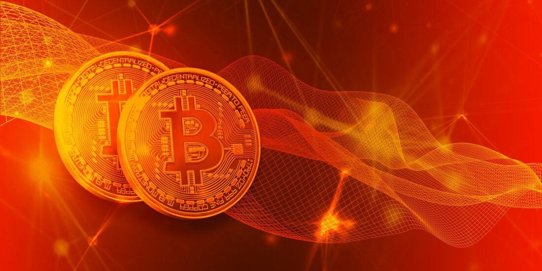 Bitcoin zeigte Mitte dieser Woche Anzeichen eines Aufwärtstrends und erreichte einen Preisanstieg von 14 Prozent, aber JPMorgan glaubt, dass die jüngsten Trends der Währung auf einen Bärenzyklus hindeuten. Die anhaltende Erosion des Marktanteils von BTC von nun 44 Prozent ist auch für die Bank ein sehr besorgniserregender Trend. Bitcoin war in der letzten Woche an eine Spanne gebunden und handelte in der Mitte von 30.000 US-Dollar in einem seitwärts tendierenden Markt. Am Dienstag war eine leichte Volatilität zu beobachten, die auf knapp über 31.000 USD fiel, bevor sie das Tempo beschleunigte und mit 14 Prozent den höchsten Tagesgewinn seit zwei …