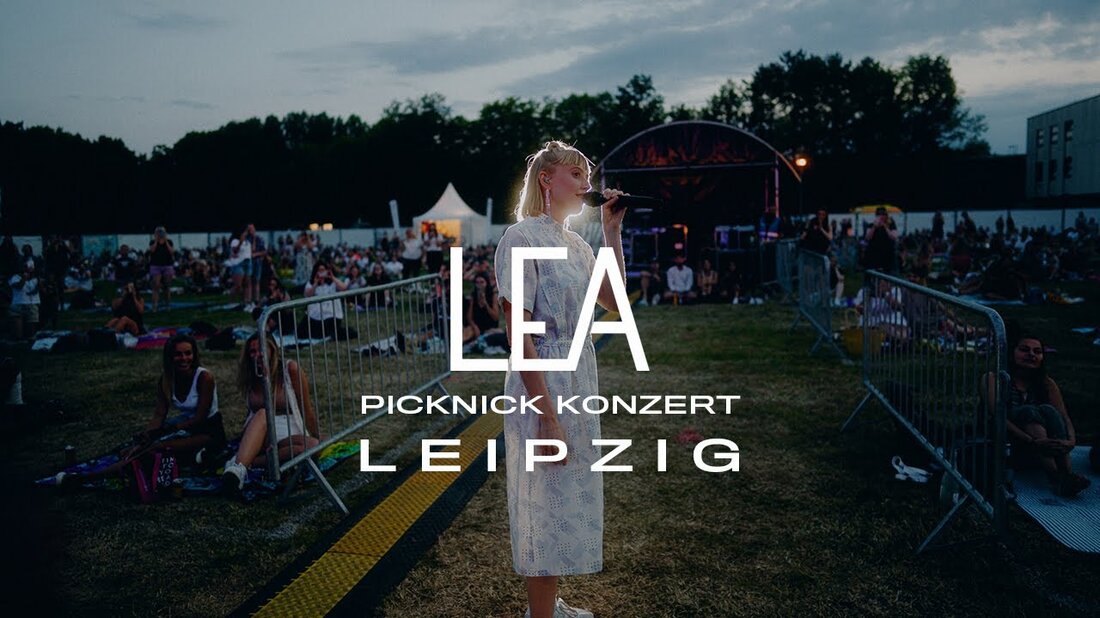 Irgendwie weiß ich gar nicht was ich mit meinen Gefühlen anfangen soll… Leipzig und Dresden ❤️ Ich habe mit der gesamten Crew innerhalb kürzester Zeit ein Set geprobt, 4 Shows an 2 Tagen gespielt. Anfangs war es extrem heiß, da mussten wir sogar die Technik auf der Bühne abkühlen, am nächsten Tag hat es so geregnet… Sag nicht, wie dankbar ich euch bin! Ich glaube, ich spreche für die gesamte Crew, wenn ich sage: Wir haben euch so sehr vermisst!! Danke an jeden einzelnen der dabei war! ♥️ #lea #leipzig #picknickkonzerte #openair Video: Calvin Müller — Das TREPPENHAUS DELUXE-Album (inklusive …