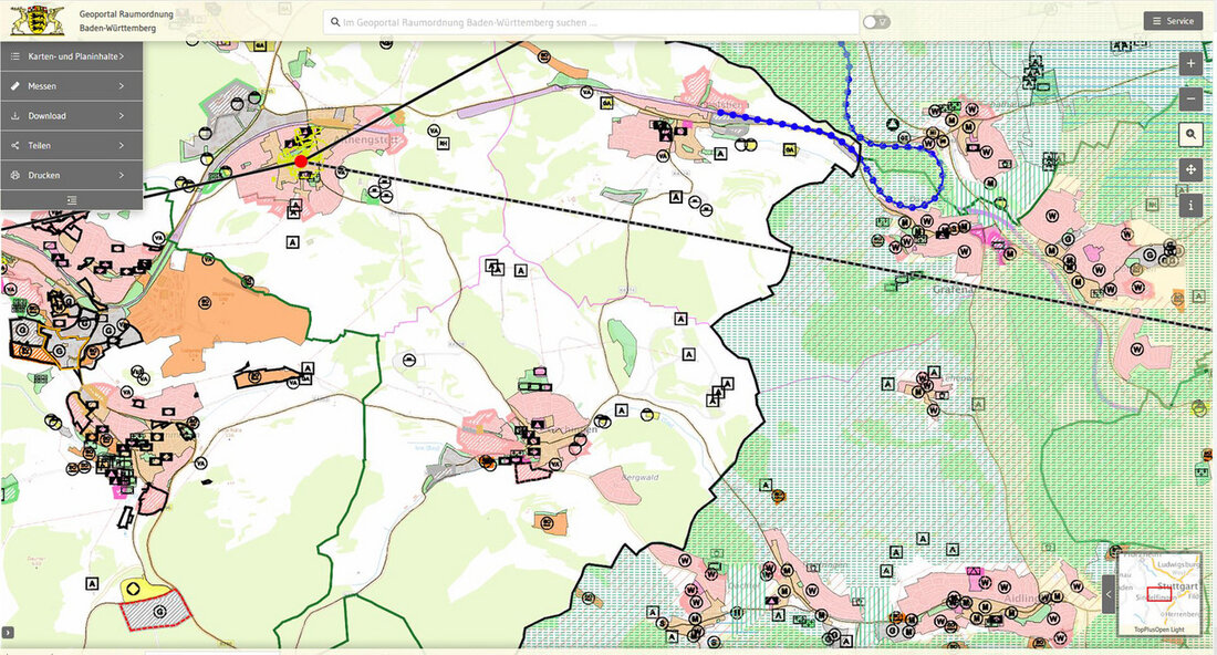 Das Land stellt digitale Daten der Raumordnung kostenlos auf dem neuen Geoportal Raumordnung Baden-Württemberg bereit. Das Portal soll Planungsprozesse beschleunigen. Planer und Interessierte, können die Daten online abrufen und in ihrer Arbeiten integrieren – einfach, digital und jederzeit. Am 28. März 2023 gab die Ministerin für Landesentwicklung und Wohnen, Nicole Razavi, gemeinsam mit den Regierungspräsidien und Regionalverbänden den Startschuss für das neue Geoportal Raumordnung Baden-Württemberg. Ministerin Nicole Razavi sagte: „Die Digitalisierung ist ein wichtiger Baustein, um die Planungsprozesse zu beschleunigen. Mit dem Relaunch des Geoportal Raumordnung Baden-Württemberg ermöglichen wir es allen Planern und Interessierten, die Daten der Landes- und Regionalplanung …