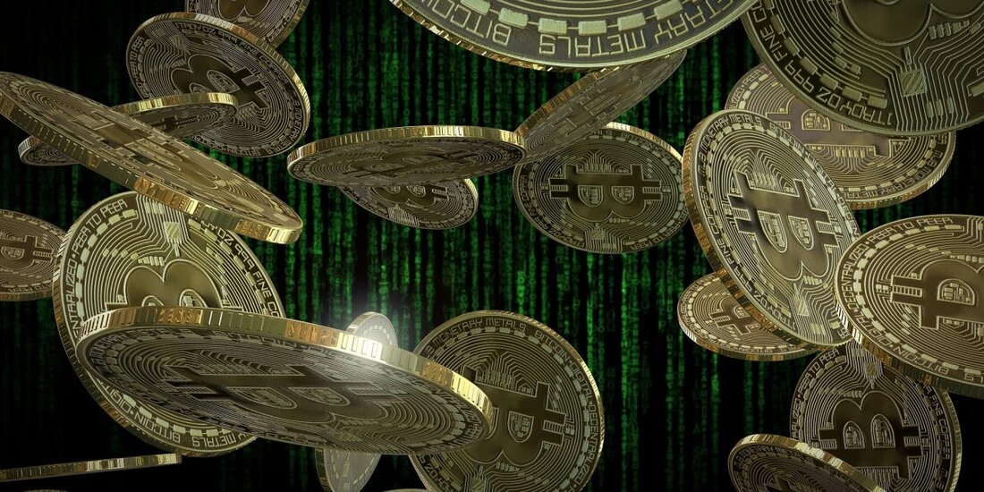 Wo Menschen sind, gibt es Probleme. Wäre die Welt nicht viel besser, wenn alles über die Blockchain geführt würde? Ihre Konten, Ihre Handelsaktivitäten, Ihre Einkäufe, Ihre Spiele, Ihre Abschläge? Vielleicht nicht das, aber es gibt viel zu sagen für ein selbstverwaltendes, vertrauensloses Umfeld für dezentrale Finanzen. Zum einen wird alles unter einem Schleier absoluter Privatsphäre geführt, zum anderen gibt es keinen Raum für menschliches Versagen und zum anderen ist in der Blockchain die Sicherheit so gut wie garantiert. CEX vs. DEX Vergleichen Sie CEXs (Centralized Exchanges) mit DEXs (Decentralized Exchanges) oder solchen, die über die Blockchain funktionieren, wenn Sie so …