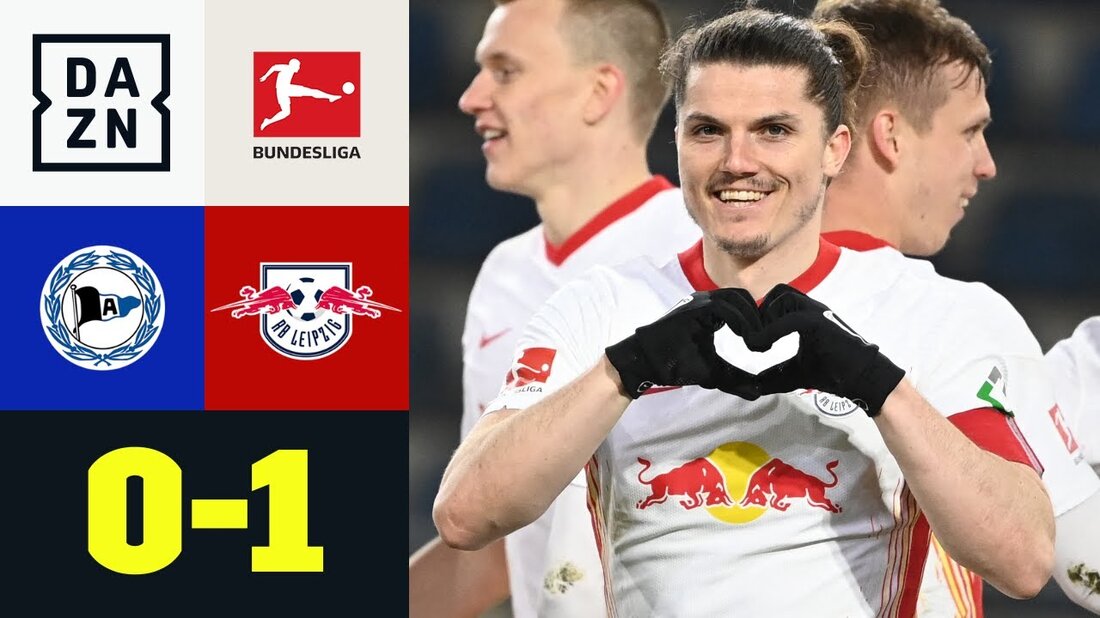 Zu Beginn des 26. Spieltages begrüßt Arminia aus Bielefeld RB Leipzig. Nach einer torlosen ersten Halbzeit reichte das Tor von Marcel Sabitzer kurz nach dem Neustart in der 46. Minute für einen direkten Auswärtssieg für Leipzig. ►Sichern Sie sich Ihren kostenlosen Monat: http://bit.ly/DAZNerleben ►Alle Informationen zur UEFA Champions League: https://bit.ly/2GD8lqf ►Das DAZN-Programm: http://bit.ly/2uFkulD ►DAZN auch auf Facebook: https://bit.ly/2lUGipo +++ Die besten Fußballhighlights aller Wettbewerbe auf YouTube +++ ► Abonnieren Sie die DAZN UEFA Champions League auf YouTube: https://bit.ly/2WL75qD ► Abonnieren Sie die DAZN UEFA Europa League auf YouTube: https://bit.ly/2DTc8yb ► Abonnieren Sie die DAZN Bundesliga auf YouTube: https://bit.ly/2Daw8dS ► Abonnieren …