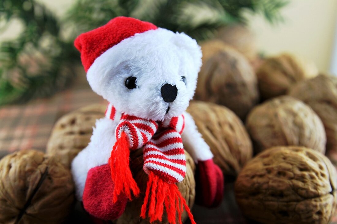 Besuchen Sie den Lichtenrader Lichtermarkt und entdecken Sie an über 110 Ständen handgefertigte Geschenke, festliche Leckereien und einzigartige Weihnachtsdekorationen. Genießen Sie die gemütliche Atmosphäre und unterstützen Sie mit jedem Kauf gemeinnützige Projekte. Ein unvergessliches Erlebnis für die ganze Familie!