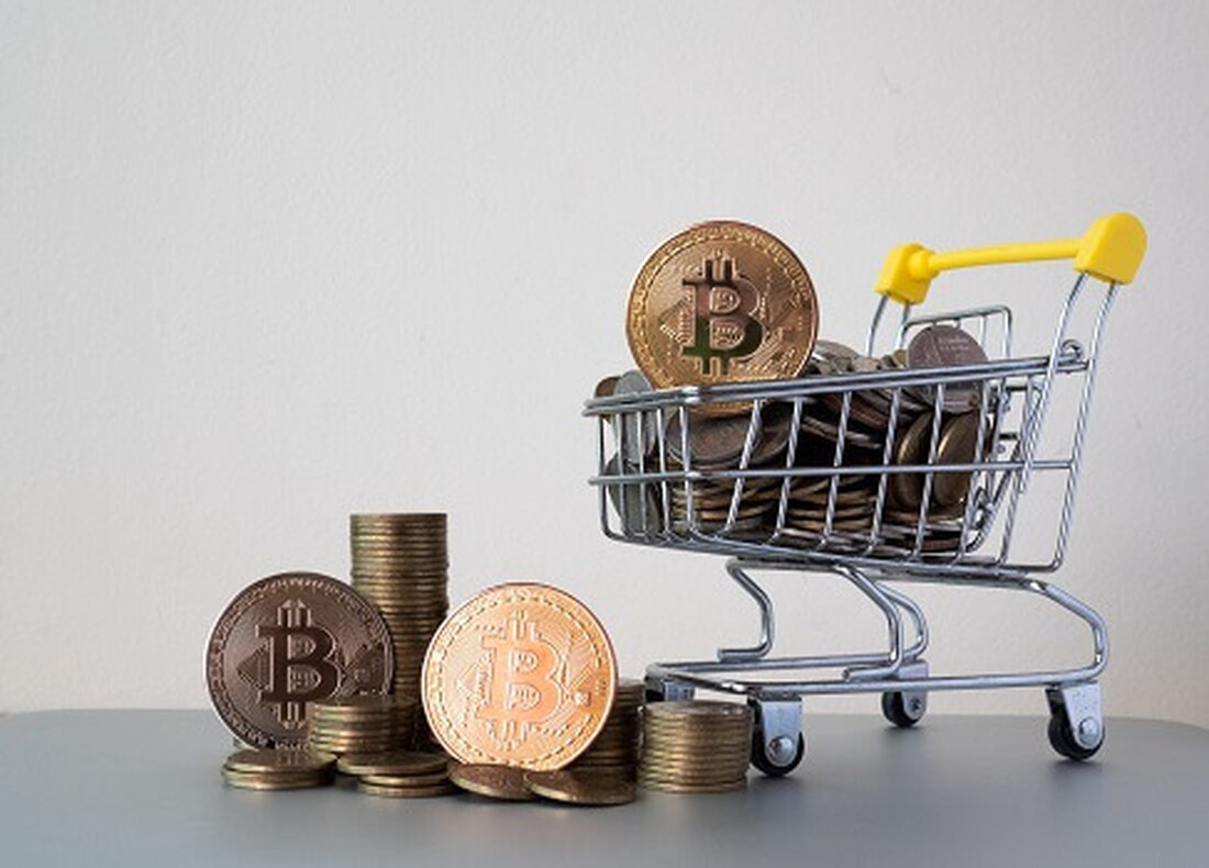 Rumble kaufte 188 Bitcoin (BTC) für 17,1 Millionen US -Dollar und näherte sich dem Ziel von 20 Millionen US -Dollar. Rumbas CEO sieht BTC als Inflationshecken und Krypto-Einbindungen an. Zukünftige Rumble BTC -Einkäufe hängen von den Markt- und Cashflow -Bedingungen ab. Rumble, eine von Nasdaq gelistete Video-Sharing-Plattform und Cloud Services-Anbieter unter dem Ticker Rum, hat Bitcoin (BTC) im Wert von 17,1 Millionen US-Dollar gekauft. Rumble erwarb ungefähr 188 BTC zu einem durchschnittlichen Preis von 91.000 USD pro Münze und stimmte mit seinem zuvor offengelegten Plan zur Diversifizierung seines Unternehmens -Finanzministeriums aus. Der Kauf ist Teil einer breiteren Strategie für die …