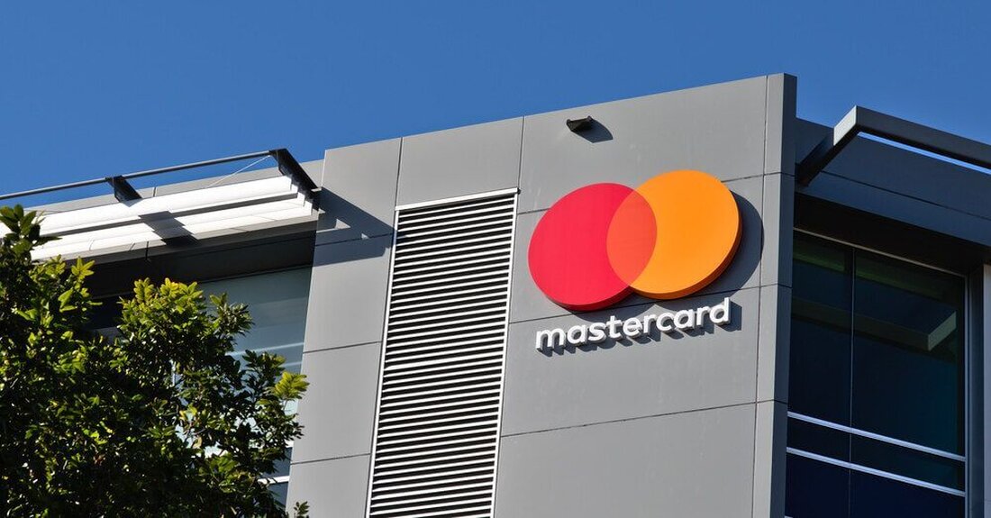 Mastercard erweitert das Start Path-Programm und fügt 5 Blockchain-Startups hinzu. Das Start Path-Programm unterstreicht die Führungsrolle von Mastercard im Bereich Fintech-Innovation Ausgewählte Startups erhalten maßgeschneiderte Schulungs- und Kooperationsmöglichkeiten. Mastercard, der globale Fintech-Riese, hat die Aufnahme von fünf neuen Startups in sein Start Path Blockchain and Digital Assets-Programm angekündigt, das darauf abzielt, zukünftige Anwendungsfälle zu erkunden und neue Lösungen durch die Zusammenarbeit mit Startups weltweit zu skalieren. Der Schritt unterstreicht das Engagement von Mastercard, Innovationen im Bereich Blockchain und digitale Zahlungen zu fördern. Vielfältige Kohorte nimmt am Accelerator-Programm von Mastercard teil Die jüngste Kohorte, die sich dem Start Path-Programm von Mastercard …