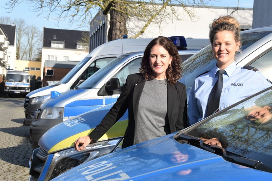 Im Jahr 2024 verzeichnete Krefeld mehr Verkehrsunfälle, jedoch weniger Verletzte. Die Polizei setzt auf Präventionsmaßnahmen.