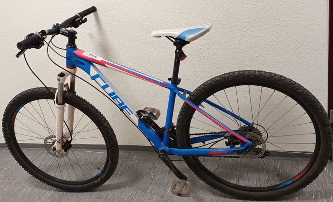 Die Polizei sucht den rechtmäßigen Eigentümer eines sichergestellten Mountainbikes in Arnstadt. Details beachten!