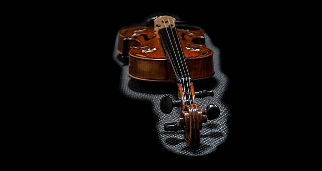 Erleben Sie am 25. September 2024 ein einzigartiges Musik- und Kunstevent in den Italienischen Höfen der Zitadelle Spandau! Das Kinder- und Jugendorchester der Byulmuri Schule aus Korea trifft auf das Barock- und Blasorchester der Musikschule Spandau. Genießen Sie ein vielfältiges Programm mit klassischer und koreanischer Musik, während Sie spannende Kunstwerke bewundern. Ein kleiner koreanischer Snack rundet den Abend ab. Seien Sie dabei!