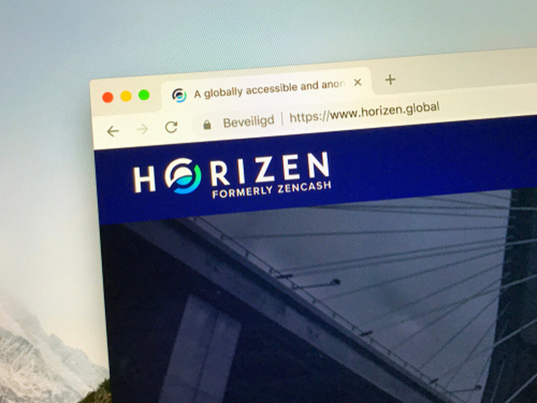 Die zentralen Thesen NTT DATA stellt einen Horizen EON-Blockchain-Zertifikat-Signerknoten auf der NTT DATA-Infrastruktur bereit. Der Knoten wird zur Sicherung des Horizeon EON-Netzwerks beitragen. NTT DATA stellt einen Horizen EON-Knoten bereit Das Horizen-Team gab in einem bekannt Blogeintrag gab am Donnerstag, den 28. September, bekannt, dass NTT DATA, ein führender IT-Dienstleister und globaler Innovationspartner, einen Horizen EON Blockchain Certificate Signer Node auf der NTT DATA-Infrastruktur einsetzt. Der Knoten wird zur Glaubwürdigkeit, Sicherheit und Robustheit des Horizen EON-Netzwerks beitragen. Der Horizen EON ist eine EVM-kompatible Sidechain- und Smart-Contract-Plattform, die mit Zendoo, einem leistungsstarken ZK-fähigen Cross-Chain-Übertragungsprotokoll, erstellt wurde. Die Blockchain ermöglicht es Entwicklern, …