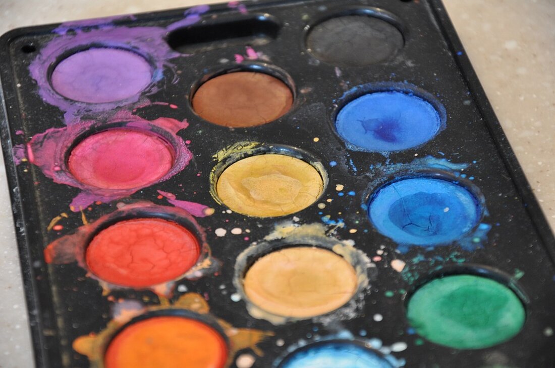 Erleben Sie am 20. September 2024 den 2. Nachhaltigkeitstag auf dem Franz-Neumann-Platz! Freuen Sie sich auf Upcycling-Workshops, Näh-Cafés und Bastelaktionen für Kinder. Tauschen Sie gut erhaltene Dinge und profitieren Sie von kostenlosen Sperrmüllabgaben. Machen Sie mit bei der Kehrenbürger-Aktion „Saubere Resi“. Ein Tag voller Aktionen für eine lebenswerte Zukunft!