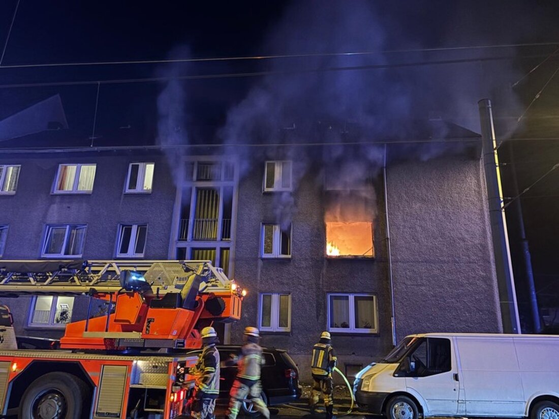 In Essen-Karnap kam es in der Nacht zu einem Wohnungsbrand. Dank schneller Alarmierung blieben alle Bewohner unverletzt.