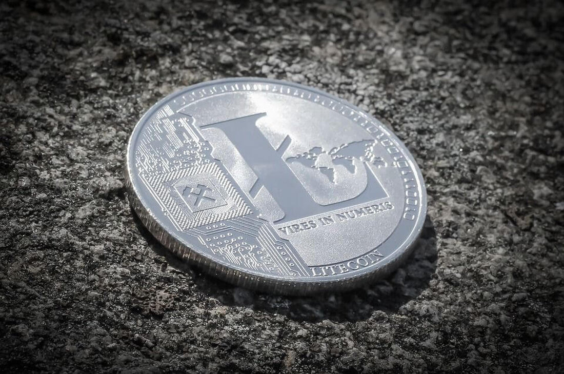 Bloomberg -Analysten untersuchten ETFs, die sich auf Litecoin, Solana, XRP und Dogecoin konzentrierten Sie glauben NASDAQ reichte zwei ETF 19B-4-Formulare für Coinshares mit der SEC ein und beantragte die Zustimmung eines Litecoin- und XRP-ETF Die Analysten von Bloomberg ETF James Seyffart und Eric Balchunas glauben, dass ein Litecoin -ETF eine 90% ige Chance hat, im Jahr 2025 zugelassen zu werden. Zu XSeyffart sagte: „@ericbalchunas und ich schauten uns die Einreichungen für Spot Crypto ETFs an. Wir stellen relativ hohe Genehmigungswahrscheinlichkeiten auf ganzer Linie aus. Vor allem auf Litecoin, Solana, XRP und Dogecoin konzentriert. “ In einer Tabelle stellt Seyffart fest, …