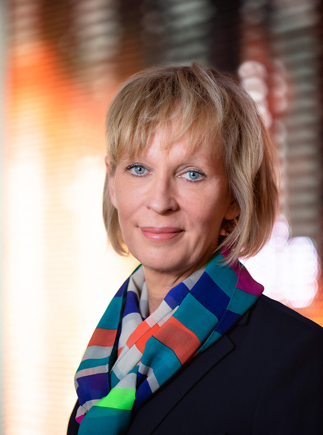 Dr. Christina Haak soll voraussichtlich zum 1. September 2023 neue Wissenschaftliche Direktorin am Landesmuseum Württemberg werden. Mit ihr gewinnt Baden-Württemberg eine Wissenschaftliche Direktorin mit großer Leitungserfahrung, strategischer Kompetenz und fachlicher Bandbreite. Dr. Christina Haak soll neue Wissenschaftliche Direktorin am Landesmuseum Württemberg werden. Bisher ist die Kunsthistorikerin Stellvertretende Generaldirektorin der Staatlichen Museen zu Berlin – Preußischer Kulturbesitz. Voraussichtlich zum 1. September 2023 wird sie von der Spree an den Neckar wechseln. Dr. Christina Haak gilt als vielseitige Kulturmanagerin. Seit August 2022 führt sie alleinig die Geschäfte der Staatlichen Museen zu Berlin in der Stiftung Preußischer Kulturbesitz. Als Abteilungsleiterin verantwortet sie die …