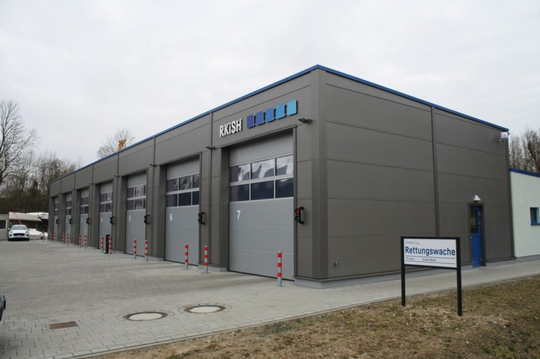 In Eckernförde wurde die neue Rettungswache der RKiSH eingeweiht, um optimale Bedingungen für Rettungsdienstkräfte und Versorgung zu gewährleisten.