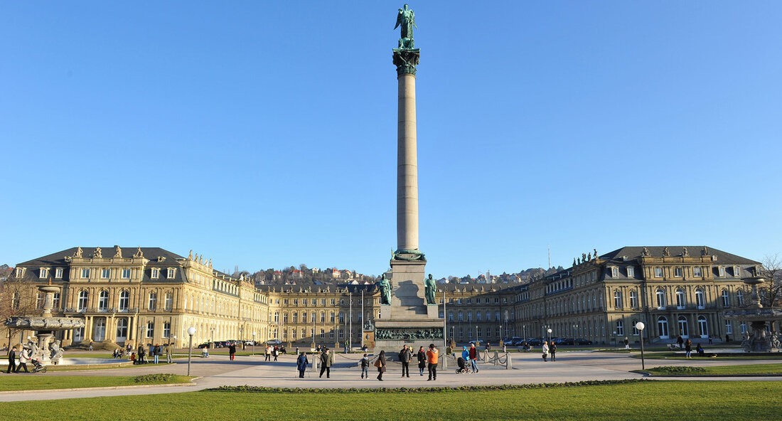 Im Rahmen der Langen Nacht der Museen in Stuttgart am Samstag, 25. März 2023, öffnet auch das Neue Schloss wieder seine Türen. Bei einem Rundgang geht es um Sprache, Identität und gesellschaftlichen Zusammenhalt. Zudem gibt es historische Gemälde und Räume zu entdecken. Am Samstag, 25. März 2023, heißt es an vielen Orten in Stuttgart wieder „Türen auf“ für die Besucherinnen und Besucher der Langen Nacht der Museen – so auch im Neuen Schloss Stuttgart. Das Publikum erwartet ein Rundgang unter dem Motto „Sprachwandeln – Vom Aussprechen und Ausbrechen“, den das Staatsministerium gemeinsam mit der Eberhard-Karls-Universität Tübingen, der Filmakademie Baden-Württemberg und …
