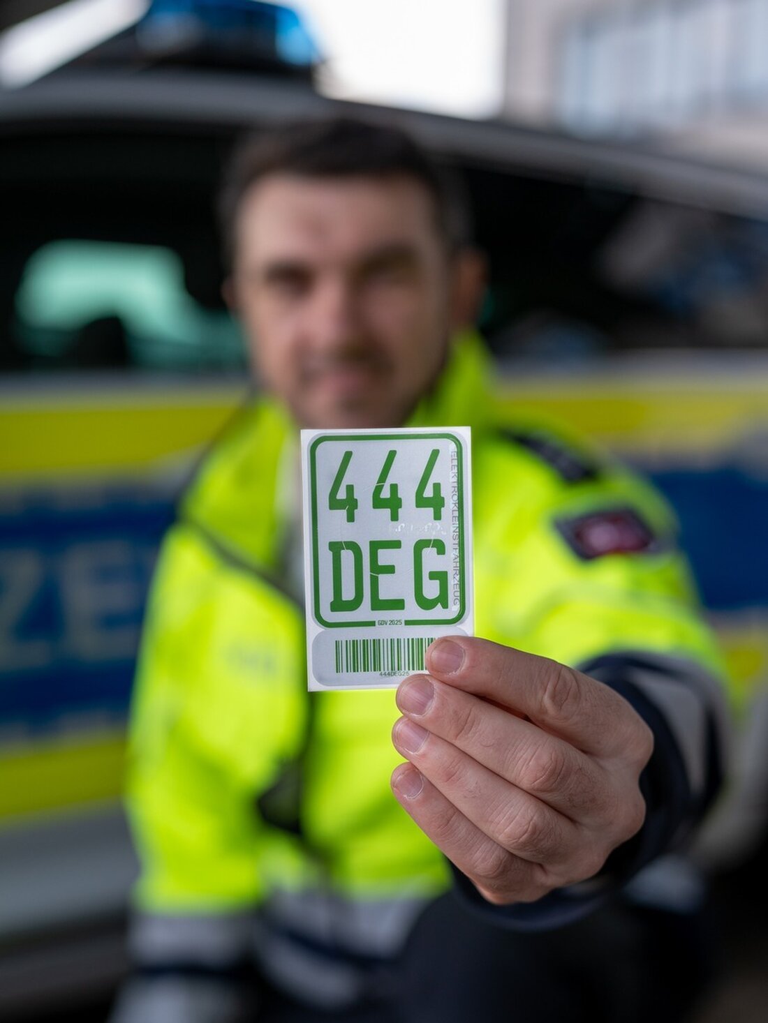 Am 1. März beginnt das neue Versicherungsjahr für Kleinfahrzeuge. Jetzt Versicherung abschließen, um Strafen zu vermeiden!