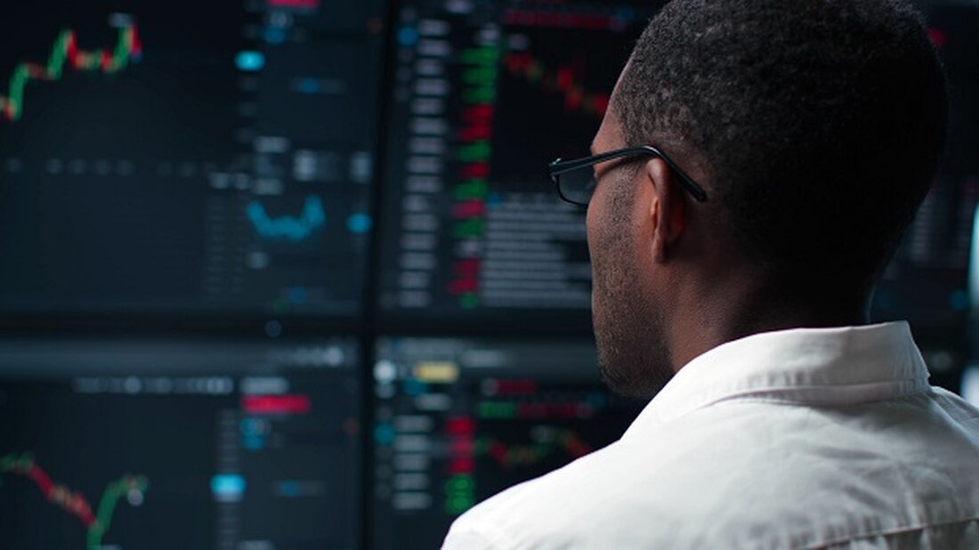 JasmyCoin ist um 119 % auf 0,05534 US-Dollar gestiegen, was auf die IoT-Nutzung und die starke Anlegerstimmung zurückzuführen ist. iDEGEN's hat in seinem fortlaufenden dynamischen, von der Community geführten Vorverkauf 2,5 Millionen US-Dollar gesammelt. iDEGEN passt sich über KI und soziale Medien an und bietet spekulatives Potenzial für eine Vorablistung. JasmyCoin (JASMY) hat neue Höhen erreicht und Investoren und Krypto-Enthusiasten weltweit in seinen Bann gezogen. Seine bemerkenswerte Leistung hat zu erheblichen Zuwächsen geführt und ihn zu einem der leistungsstärksten Altcoins auf dem Markt gemacht. Für diejenigen, die den anfänglichen Aufstieg von JasmyCoin möglicherweise verpasst haben, bietet sich jedoch eine neue …
