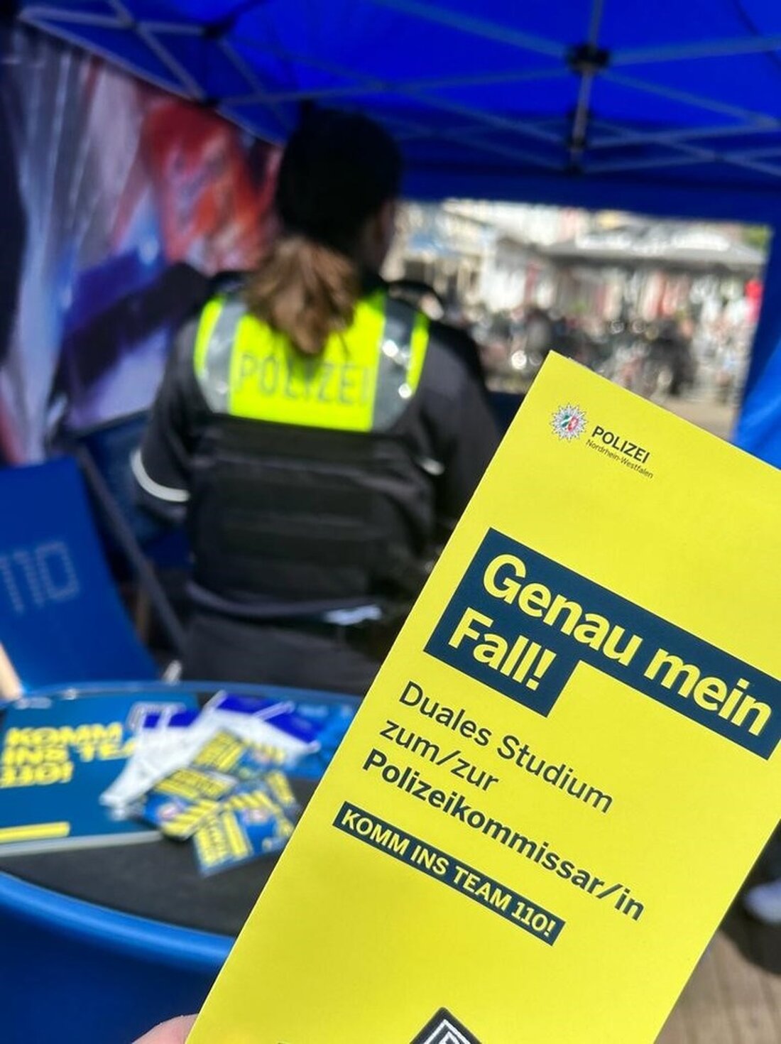 Erfahren Sie alles über den Polizeiberuf in NRW: Infos, Voraussetzungen und Anmeldemöglichkeiten zur Info-Runde der Polizei Mettmann.