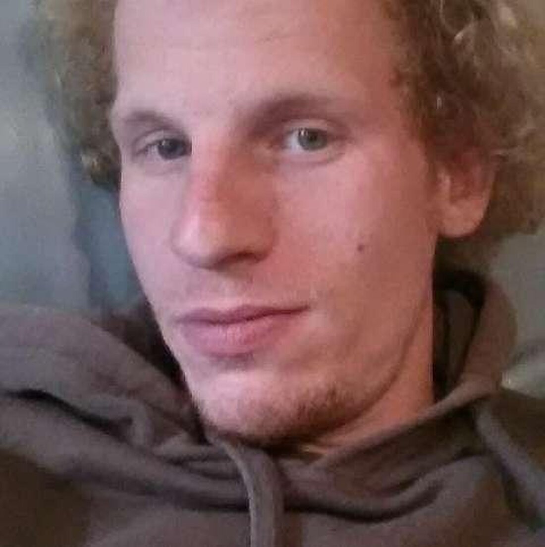 Die Polizei Langenhagen sucht dringend nach dem vermissten Thomas K. (35), der medizinische Hilfe benötigt. Hinweise sind willkommen.