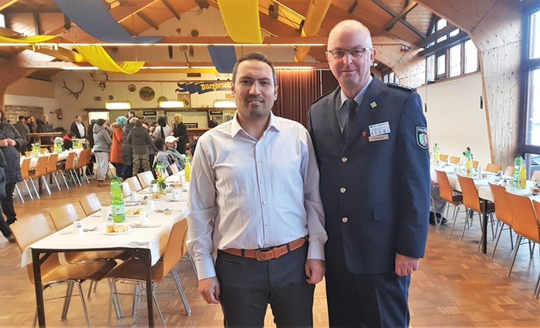 Klaus Geiser, KIA-Beauftragter der Polizei, begleitet interkulturelles Fastenbrechen in Bad Driburg mit über 100 Gästen.