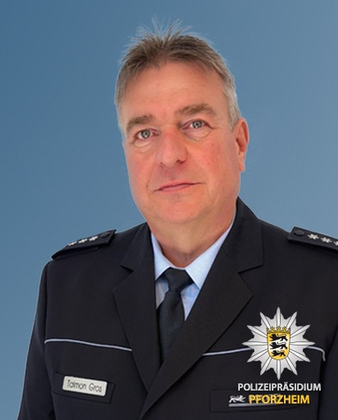Das Polizeirevier Calw wird kommissarisch von Erstem Polizeihauptkommissar Jörg Talmon Gros geleitet, während Nicolai Jahn abberufen wurde.