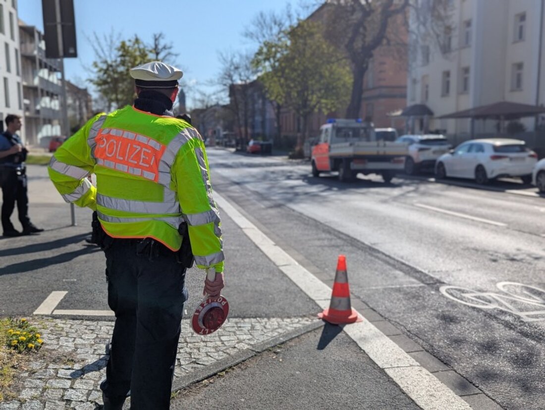 Die nordhessische Polizei bewertet den Speedmarathon 2025 positiv: Nur 3,6% der Teilnehmer überschritten die Geschwindigkeit, weniger als in den Vorjahren.