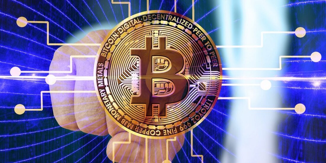 Bitcoin ist erneut gefallen und wird bei Redaktionsschluss unter 47.000 USD gehandelt, nachdem es am vergangenen Tag um 5 Prozent gefallen war. Während der Dezember der schlechteste Monat seit Mai ist, sind die meisten technischen Indikatoren optimistisch, einschließlich Wallet-Adressen mit einem Kontostand ungleich Null. Während die Welt die Feiertage und das Ende eines reichen Jahres feiert, hat Bitcoin eine ganz andere Geschichte. Die Kryptowährung schreibt heute erneut rote Zahlen und verlor fast 5 Prozent, um unter 47.000 US-Dollar zu handeln. Wenn der Trend anhält, wird der Dezember der schlechteste Monat für Bitcoin seit Mai sein. Zum Zeitpunkt der Drucklegung notiert …
