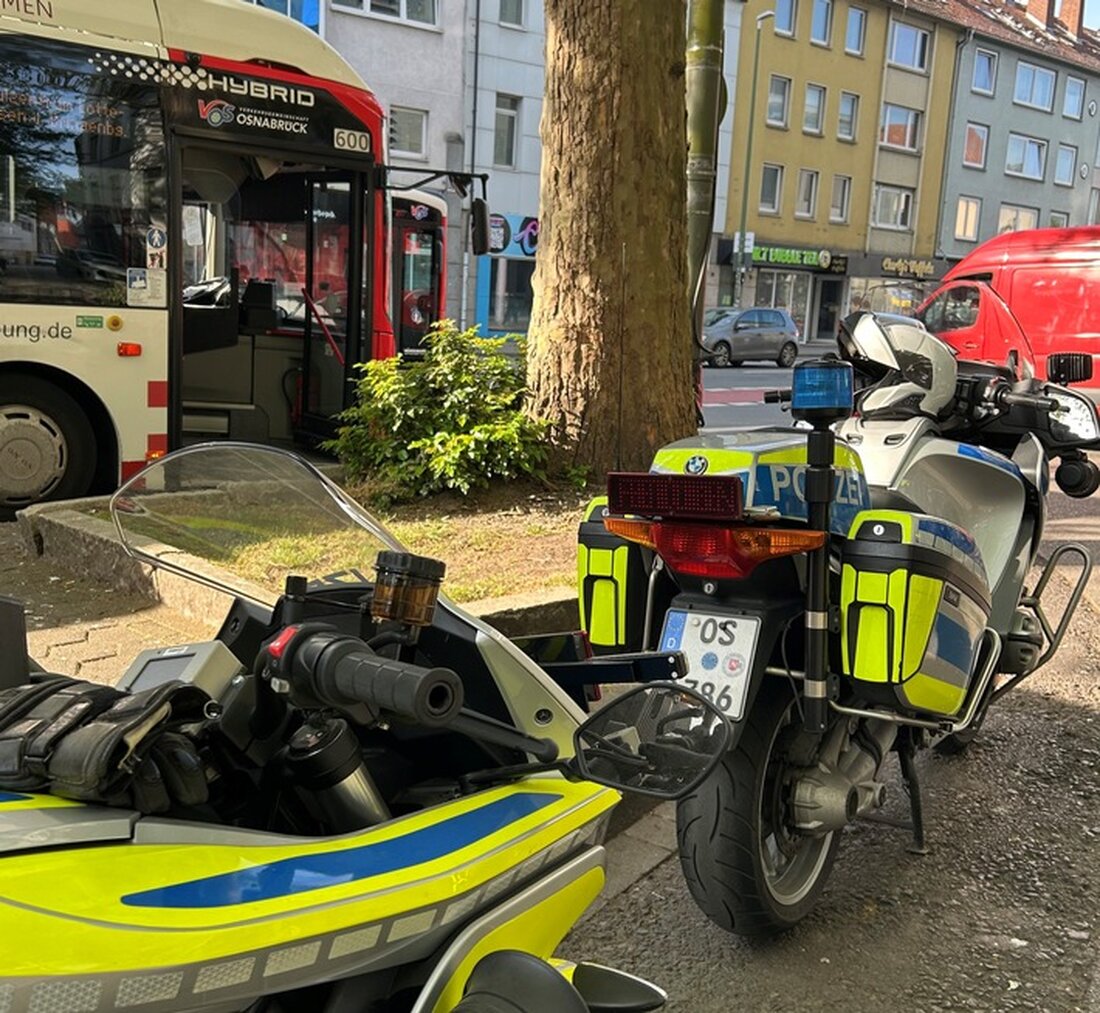 In Osnabrück führte die Polizei Schwerpunktkontrollen für Radfahrende durch, entdeckte 238 Verstöße und fokussierte sich auf Verkehrssicherheit.