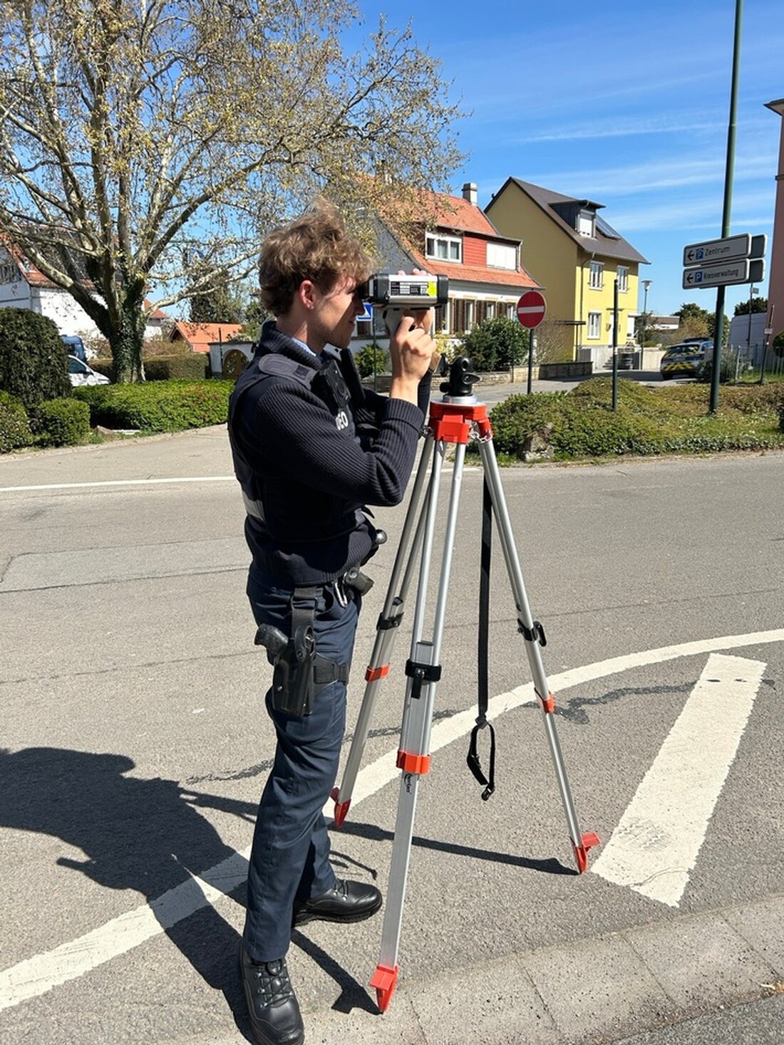 Die Polizeiinspektion Bad Dürkheim führte am 8. April Geschwindigkeitskontrollen durch, um Unfälle durch überhöhte Geschwindigkeit zu verhindern.