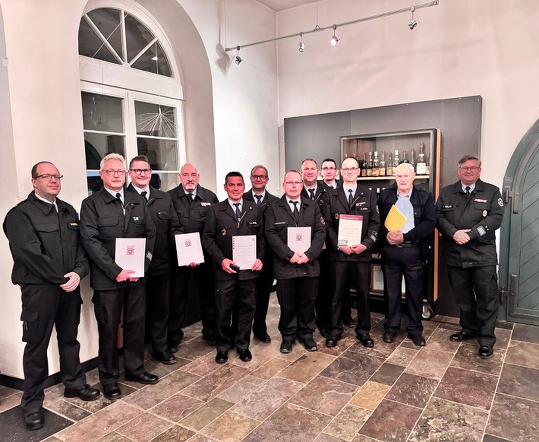 Rekordzahl an Einsätzen für die Feuerwehr Rüdesheim: Bilanz der Jahreshauptversammlung am 25. April 2025, Ehrungen und Herausforderungen.