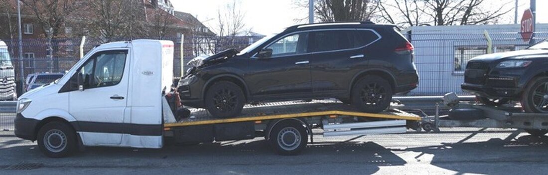 Die Polizei Bremerhaven stellte einen unsicheren Lkw mit gebrochenem Rahmen sicher und verhängte ein Bußgeld.
