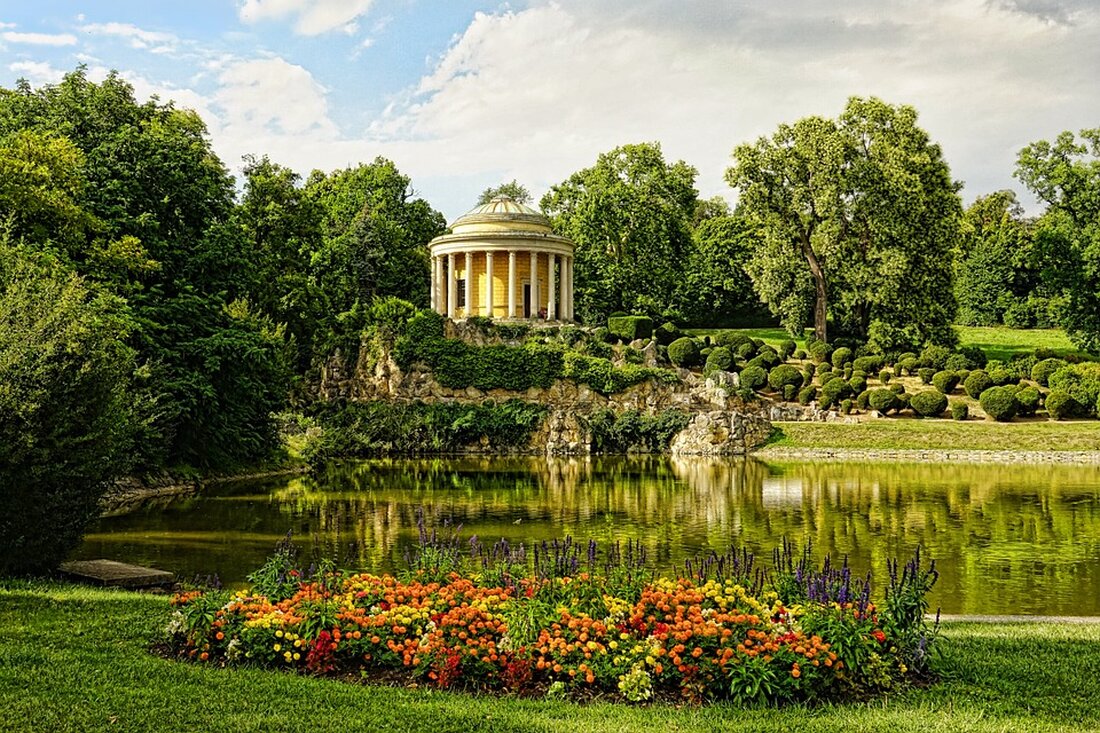 Die historische Eiche im Schlosspark Schönhausen ist wegen akuter Bruchgefahr abgesperrt worden. Nach einer gründlichen Untersuchung wurde festgestellt, dass der Baum aufgrund von Fäulnis und Pilzbefall vollständig abgestorben ist. Parkbesucher werden gebeten, die Absperrung zu beachten, um Unfälle zu vermeiden. Erfahren Sie mehr über die gefährliche Situation und aktuelle Maßnahmen.