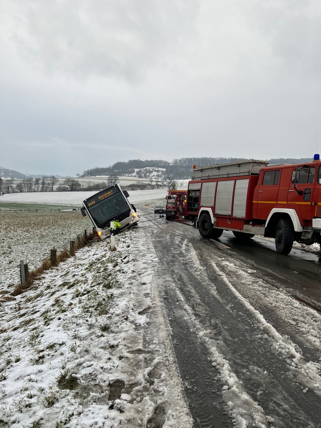 Am 11. Februar kam es im Kreis Höxter aufgrund glatter Straßen zu elf Unfällen, zwei Personen wurden leicht verletzt.