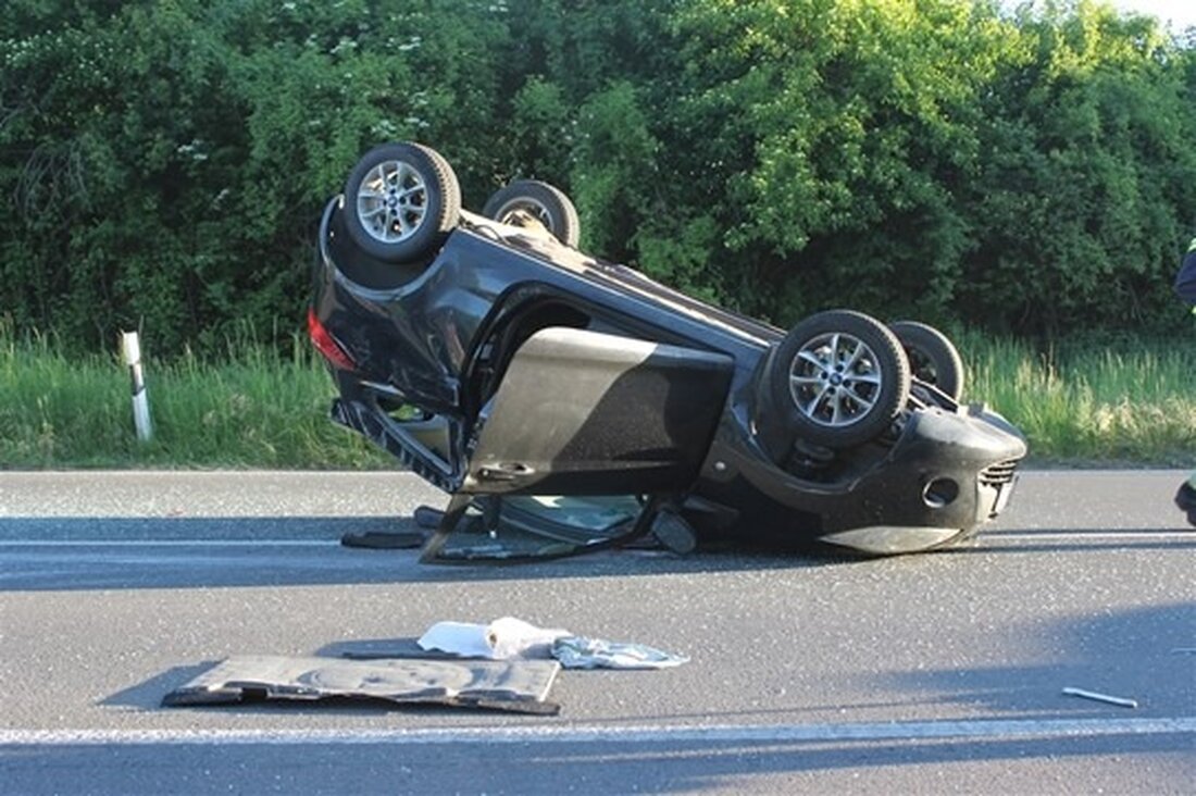 Am 12. Mai kam es auf der Lipperandstraße zu einem Unfall, bei dem zwei Frauen leicht verletzt wurden.