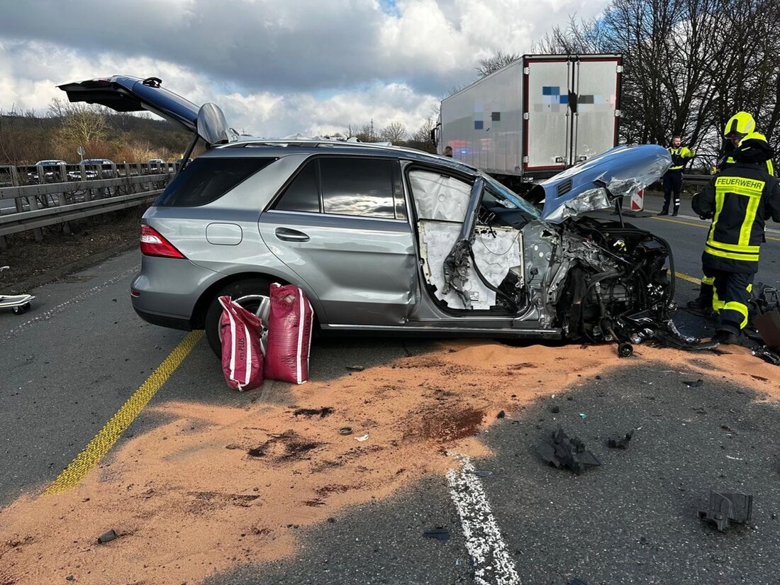 Am 12. Februar 2025 ereignete sich ein Verkehrsunfall auf der A1, zwischen Langerfeld und Wuppertal Nord, mit mehreren Verletzten.