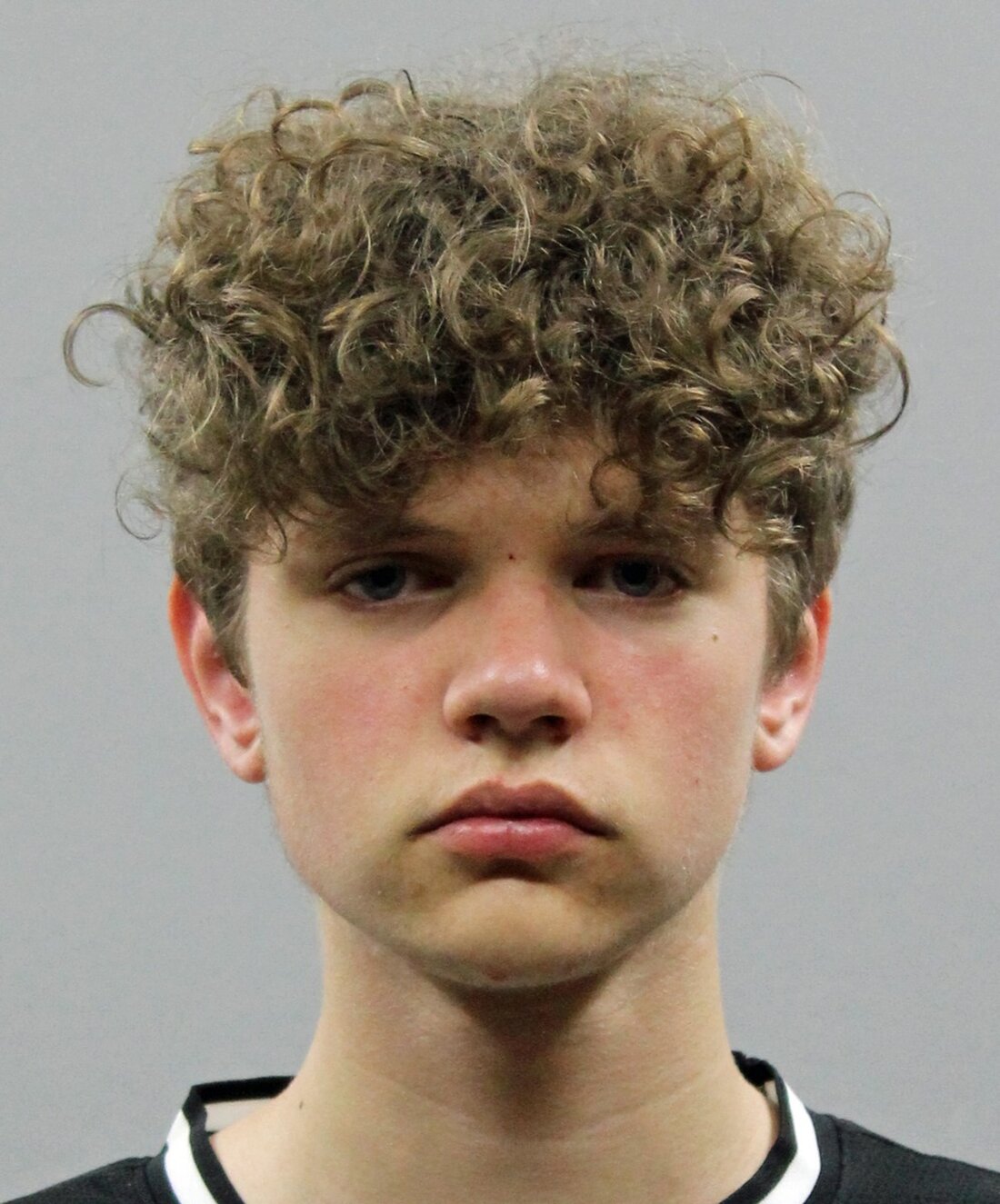 16-jähriger Julian aus Gießen seit 28. Januar 2025 vermisst. Polizei sucht Hinweise zum Aufenthaltsort.