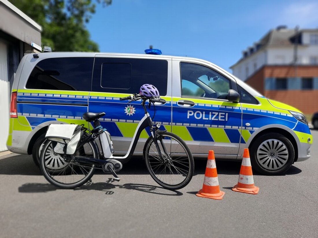 Melden Sie sich jetzt für das kostenlose Pedelec-Training der Polizei Düren an! Lernen Sie sichere Fahrtechnik und Verkehrsregeln.