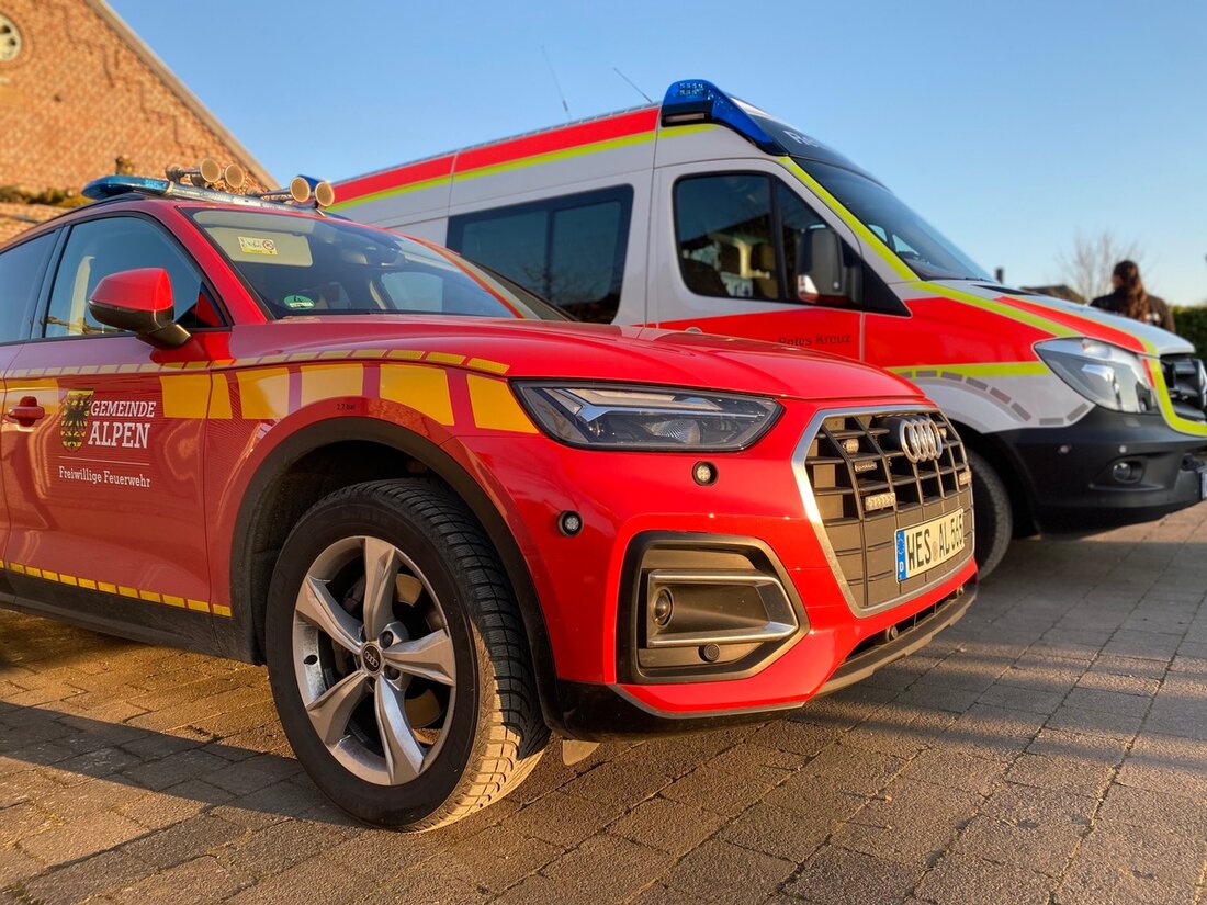 Freiwillige Feuerwehr Alpen führte während der Karnevalstage Sicherheitswachen in Veen durch, unterstützt von Ordnungsamt und Polizei.