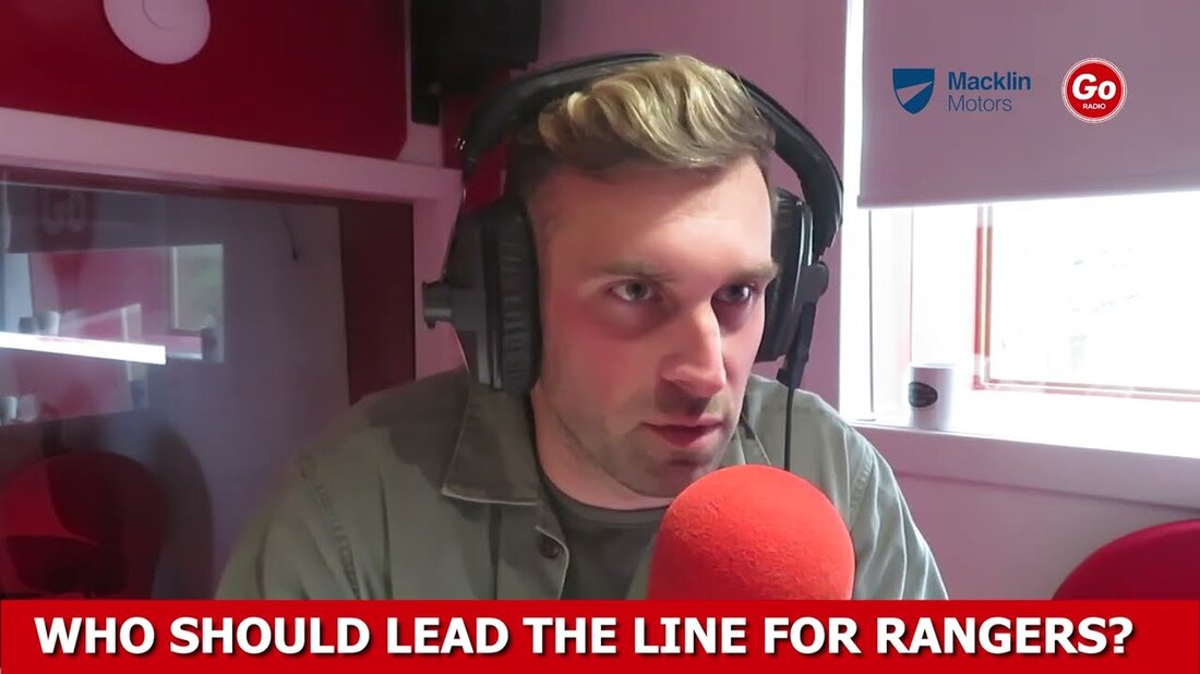 Hören Sie die Go Radio Football Show wochentags von 17 bis 19 Uhr auf Go Radio Glasgow. Bitten Sie Ihren intelligenten Lautsprecher, „go radio zu starten“, oder finden Sie uns auf dab oder in der go radio-App. Abonnieren Sie unten den The Go Radio Football Show Podcast. ⬇️⚽📻⬇️ Spotify https://tinyurl.com/n5ff889n Apple https://tinyurl.com/2p94t6jy Gesponsert von Macklin Motors Youtube-Link