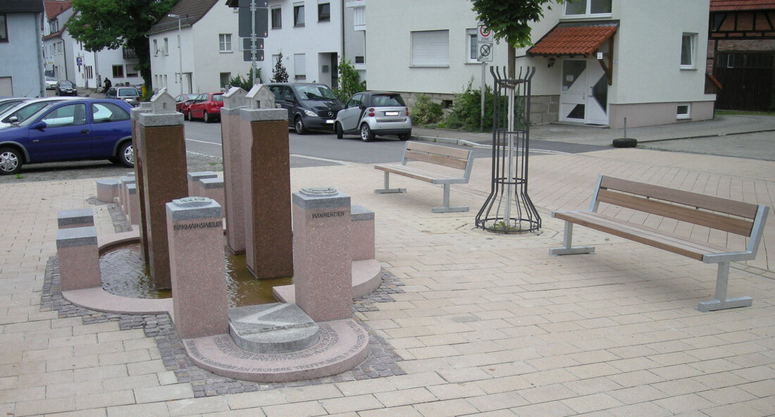 Die Stadterneuerungsmaßnahme „Birkmannsweiler“ in Winnenden wurde erfolgreich abgeschlossen. Die Lebensqualität und das Leben im Zentrum des Stadtteils wurden dank der Stadterneuerung erheblich verbessert. Die Stadterneuerungsmaßnahme „Birkmannsweiler“ in Winnenden wurde erfolgreich abgeschlossen. Mit einer staatlichen Finanzhilfe von insgesamt rund 862.000 Euro hat die Ministerium für Wirtschaft, Arbeit und Wohnen die Sanierung gefördert. „Winnenden ist ein gutes Beispiel dafür, wie eine Gemeinde und vor allem ihre Bürger von der Finanzierung der Stadtentwicklung profitieren. Die Lebensqualität und das Leben im Zentrum des Stadtteils Birkmannsweiler in Winnenden haben sich dank der Stadterneuerung erheblich verbessert “, erklärte der Minister für Wirtschaft und Wohnungswesen Dr. Nicole …