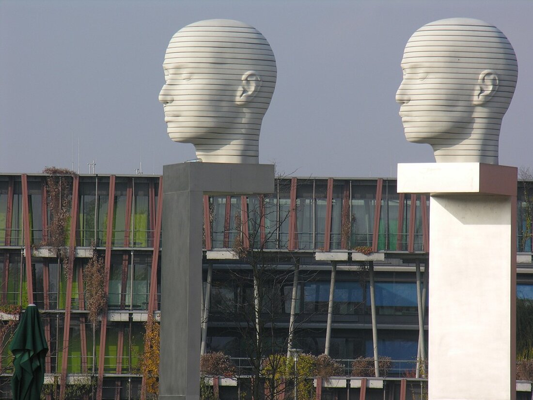 "Am 17. September 2024 bleibt die Stadtteilbibliothek Adlershof aufgrund personeller Engpässe geschlossen. Informieren Sie sich über alternative Rückgabemöglichkeiten an anderen Standorten und die 24-Stunden-Rückgabe der Mittelpunktbibliothek Treptow. Medien, die fällig sind, werden verlängert. Kontaktieren Sie uns unter 030/902973418 für weitere Informationen."