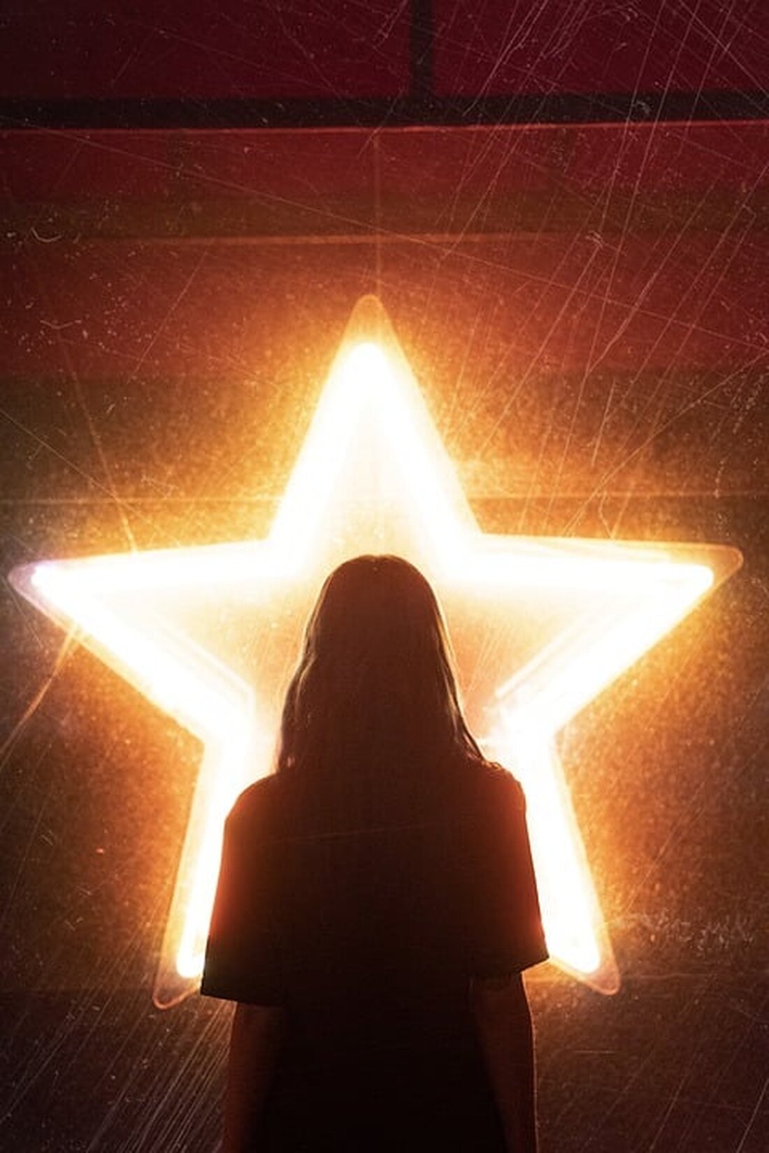 Erleben Sie den „Star Wars Reads Day“ in der Dietrich-Bonhoeffer-Bibliothek am 12. Oktober 2024! Von 12 bis 14 Uhr warten spannende Aktivitäten, Lichtschwertduelle und die 501st Legion auf junge Star-Wars-Fans. Der Eintritt ist kostenlos und Kostüme sind willkommen. Besuchen Sie uns in Berlin!